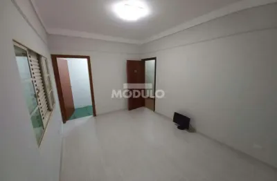 Sala comercial para alugar na Rua Quinze de Novembro, --, Fundinho, Uberlândia