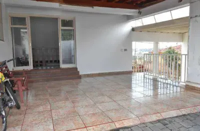 Casa residencial à venda, 4 quartos, 2 suítes, 3 vagas, general osorio - uberlândia/mg