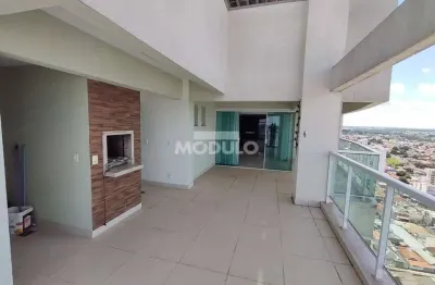 Cobertura com 3 quartos para alugar na Avenida Cesário Alvim, --, Centro, Uberlândia