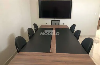 Sala comercial para alugar na Avenida Terezina, --, Brasil, Uberlândia