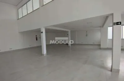 Galpão/Depósito/Barracão à venda, 7 vagas, JARAGUA - Uberlândia/MG