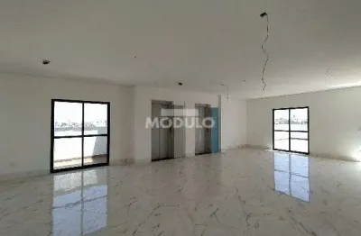Casa para alugar na Avenida Rondon Pacheco, --, Tibery, Uberlândia