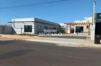 Ponto comercial para alugar na Avenida Wilson Rodrigues da Silva, --, Residencial Pequis, Uberlândia