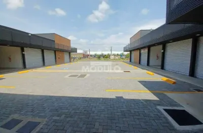 Ponto comercial para alugar na Avenida Nicomedes Alves dos Santos, --, Morada da Colina, Uberlândia