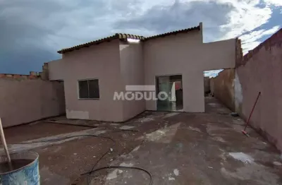 Casa residencial à venda, 3 quartos, 1 suíte, 2 vagas, loteamento monte hebron - uberlândia/mg