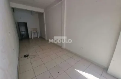 Sala comercial para alugar na Avenida Raulino Cotta Pacheco, --, Martins, Uberlândia