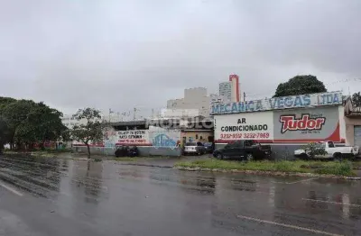 Barracão / Galpão / Depósito para alugar na Avenida Rondon Pacheco, --, Lidice, Uberlândia