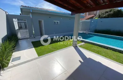 Casa residencial disponível para locação no bairro brasil.