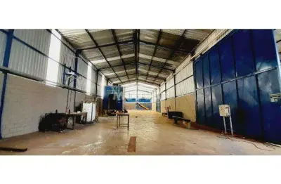 Galpão comercial para locação no bairro distrito industrial