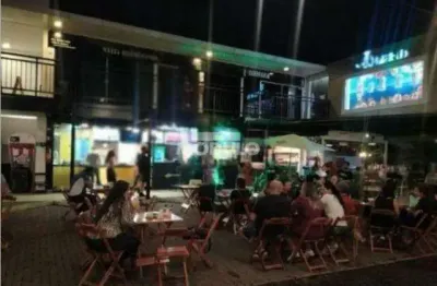 Sala comercial para alugar na Rua Rafael Marino Neto, --, Jardim Karaíba, Uberlândia