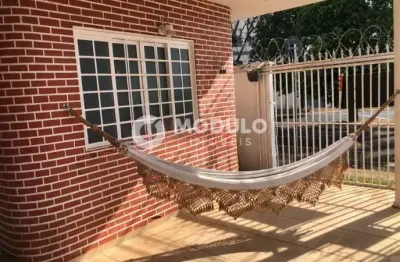 Casa residencial/comercial para locação bairro santa mônica