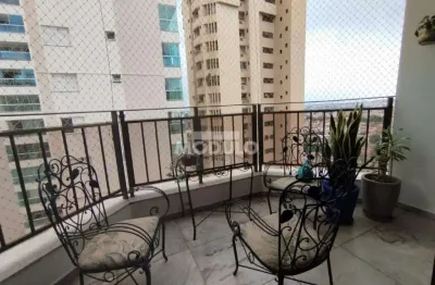 Apartamento com 4 quartos à venda na Rua Professor Pedro Bernardo, --, Centro, Uberlândia