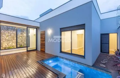Excelente casa com fino acabamento praça alto umuarama