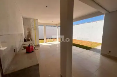 Exelente casa com fino acabamento no vigilato pereira