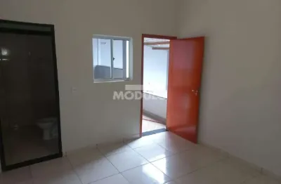 Casa residencial disponível para locação no bairro Bom Jesus.