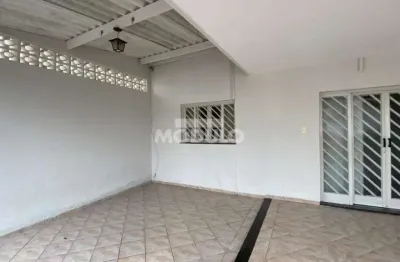 Casa residencial disponivel para locação no bairro osvaldo rezende.