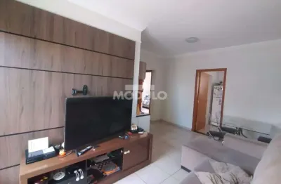 Apartamento à venda, 2 quartos, 1 suíte, 2 vagas, santa mônica - uberlândia/mg
