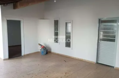 Casa residencial disponivel para locação no bairro planalto.