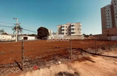 Terreno à venda na Avenida Carlos Gomes, --, Tubalina, Uberlândia