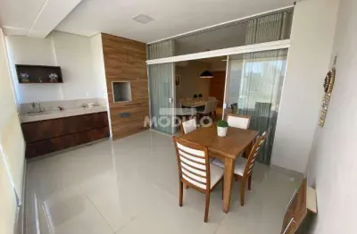 Apartamento com 3 quartos para alugar na Rua Divino Lucas Martins, --, Saraiva, Uberlândia