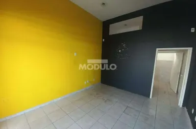 Ponto comercial para alugar na Avenida João Naves de Ávila, --, Centro, Uberlândia