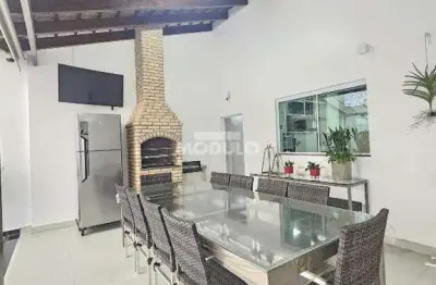Casa residencial à venda, 3 quartos, 1 suíte, 4 vagas, granada - uberlândia/mg