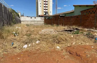 Terreno à venda na Rua Clemente Pereira, --, Pampulha, Uberlândia