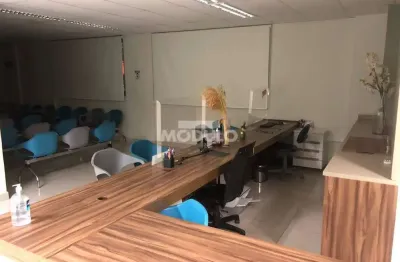 Sala comercial para alugar na Avenida Vasconcelos Costa, --, Osvaldo Rezende, Uberlândia