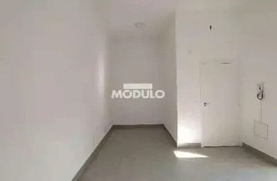 Sala comercial para alugar na Rua Espírito Santo, --, Brasil, Uberlândia