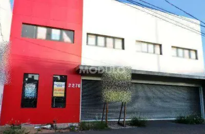 Prédio para alugar na Avenida Rondon Pacheco, --, Saraiva, Uberlândia
