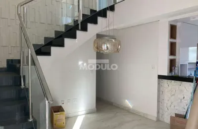 Cobertura duplex à venda, 3 quartos, 3 suítes, 3 vagas, patrimônio - uberlândia/mg