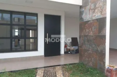 Casa residencial à venda, 3 quartos, 1 suíte, shopping park - uberlândia/mg