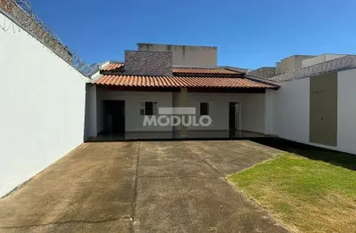 Casa residencial à venda, 2 quartos, 1 suíte, 5 vagas, jardim ipanema - uberlândia/mg