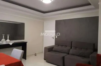 Excelente apartamento com armários no bairro santa maria