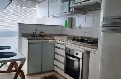 Apartamento mobiliado disponível para locação no bairro santa mônica.