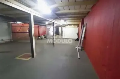 Prédio comercial para locação no bairro custódio pereira