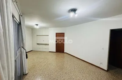 Apartamento à venda, 3 quartos, 1 suíte, 2 vagas, fundinho