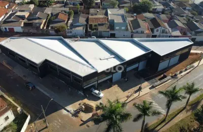 Barracão / Galpão / Depósito para alugar na Rua Paulo Luiz Rotelli, --, Luizote de Freitas, Uberlândia