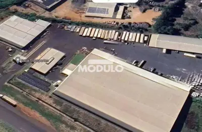 Galpão comercial para locação no distrito industrial