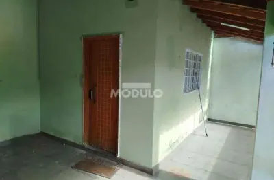 Casa residencial para locação, bairro granada com 3 quartos