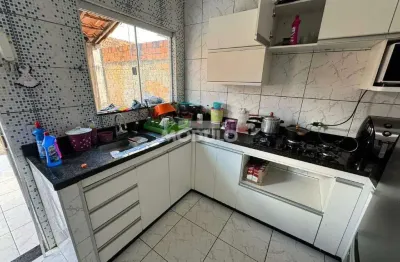 Casa residencial à venda, 2 quartos, 2 vagas, jardim europa - uberlândia/mg