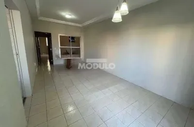 Apartamento à venda, 3 quartos, 1 suíte, 2 vagas, segismundo pereira - uberlândia/mg