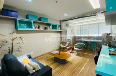 Sala comercial para alugar na Rua Rio de Janeiro, --, Brasil, Uberlândia
