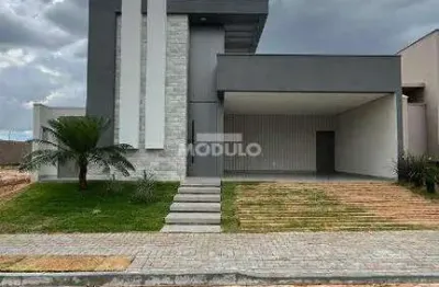 Casa em condomínio fechado com 3 quartos à venda na Avenida Vereador Carlito Cordeiro, --, Jardim Botânico, Uberlândia