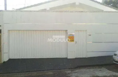 Casa comercial/residencial para locação bairro fundinho