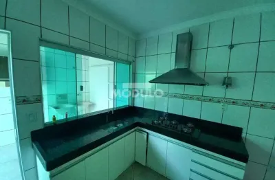 Casa residencial para locação bairro jardim patricia.