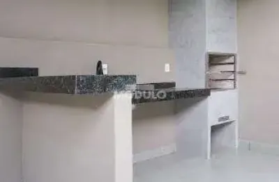 Casa residencial à venda, 3 quartos, 3 suítes, 3 vagas, santa mônica - uberlândia/mg