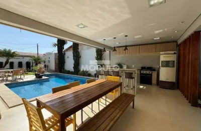 Casa residencial à venda, 3 quartos, 3 suítes, 2 vagas, alto umuarama - uberlândia/mg