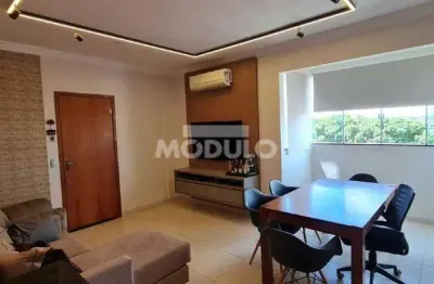 Apartamento à venda, 2 quartos, 1 suíte, 1 vaga, santa mônica - uberlândia/mg