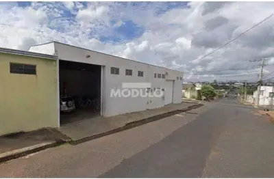 Barracão / Galpão / Depósito para alugar na Rua Barão de Penedo, --, Pampulha, Uberlândia